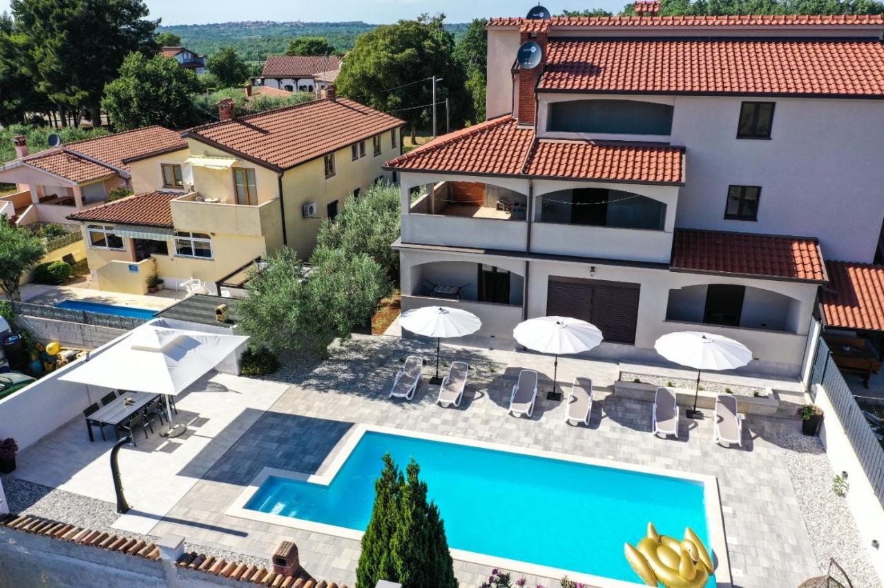 Apartment Nina With Private Pool Nova Vas  Dış mekan fotoğraf
