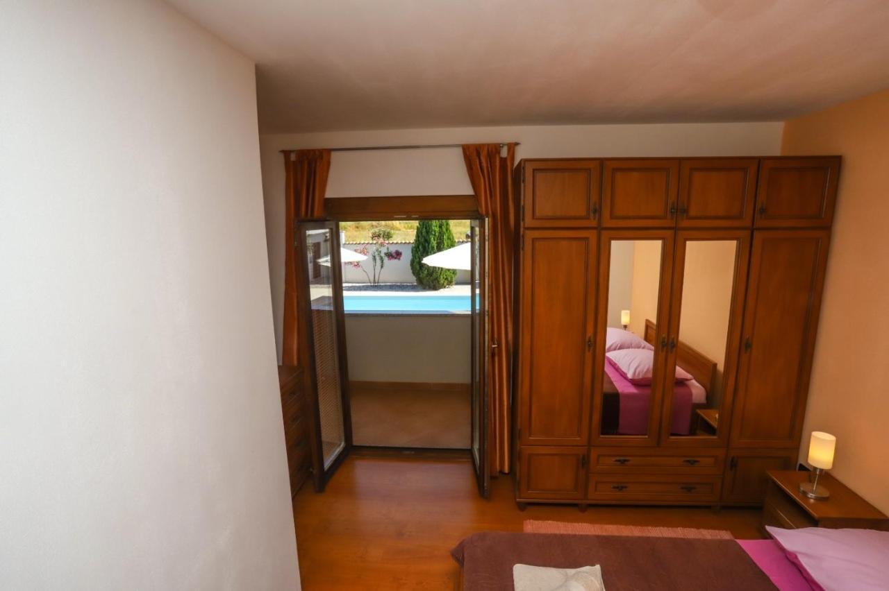 Apartment Nina With Private Pool Nova Vas  Dış mekan fotoğraf